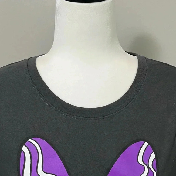 Old Navy Disney Minnie Mouse Halloween Short Sleeve Tee - Picture 7 of 11